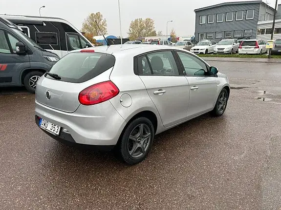 Fiat Bravo 2010 photo 4