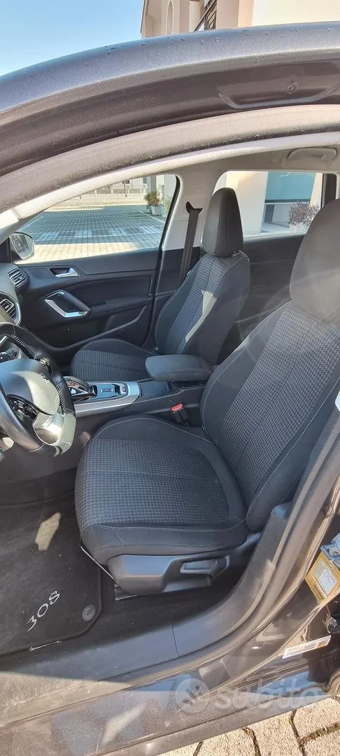 Peugeot 308 2019 photo 5