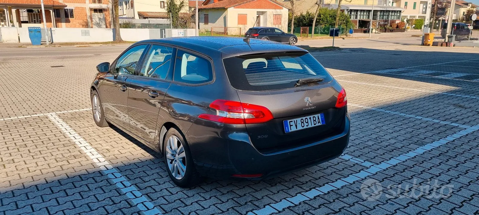 Peugeot 308 2019 photo 3
