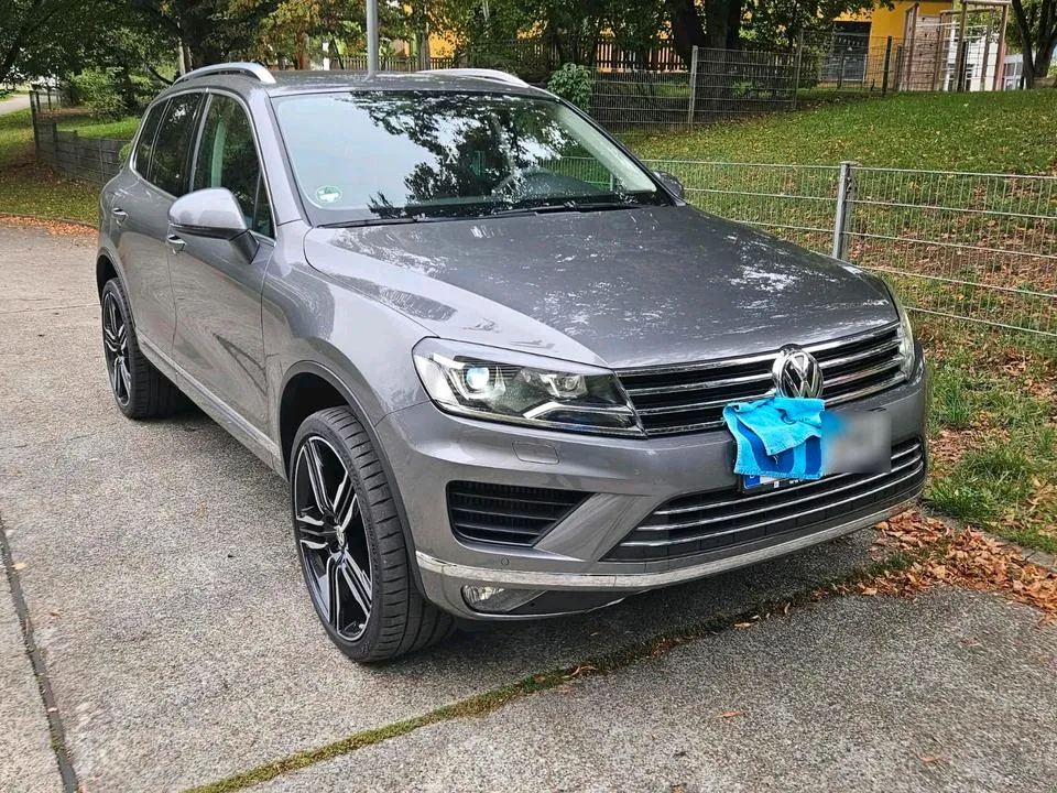 Volkswagen Touareg