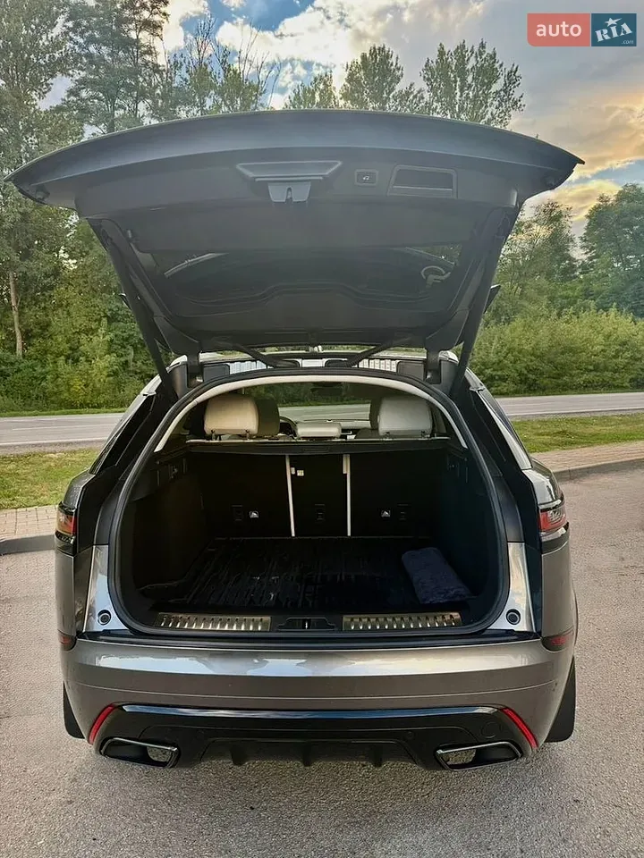 Land Rover Range Rover Velar 2019 photo 3