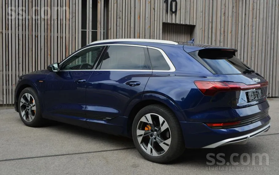 Audi E-Tron 2020 photo 2