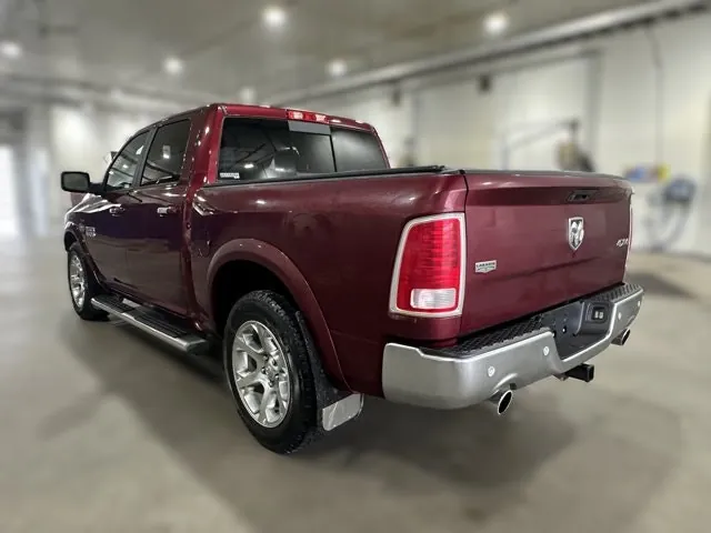 Ram 1500 Laramie 2017 photo 3