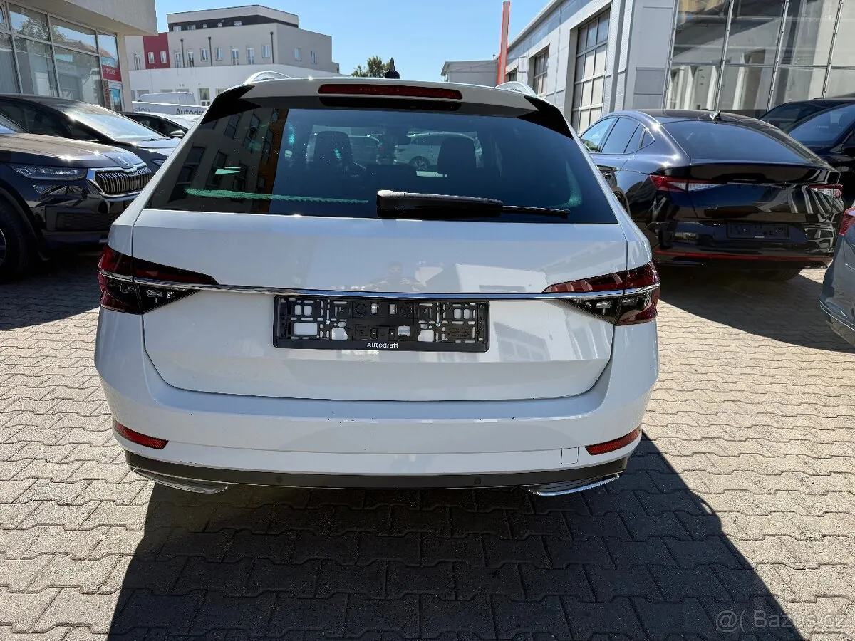 Skoda Superb 2023 photo 5