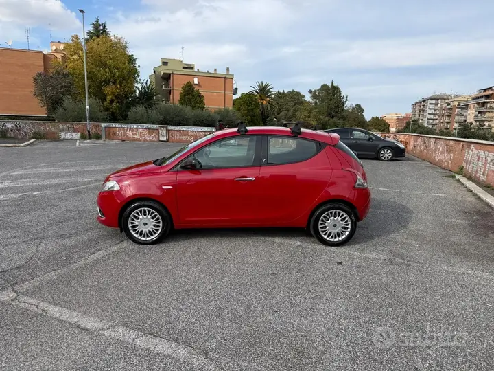 Lancia Ypsilon 2016 photo 4