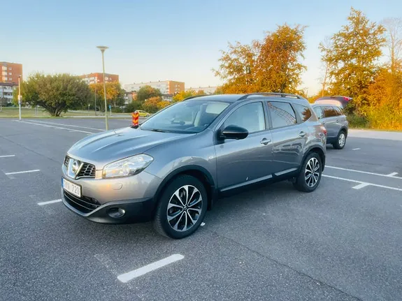Nissan Qashqai 2013 photo 2