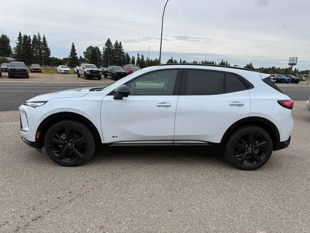 Buick Envision 2026 photo 4