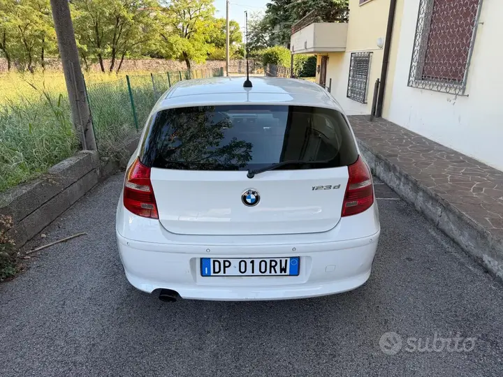 BMW 1 Series 2008 photo 5