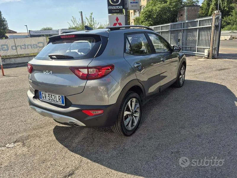 Kia Stonic 2024 photo 4