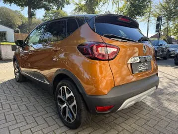 Renault Captur 2019 photo 2