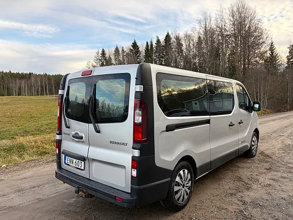 Renault Trafic 2016 photo 3