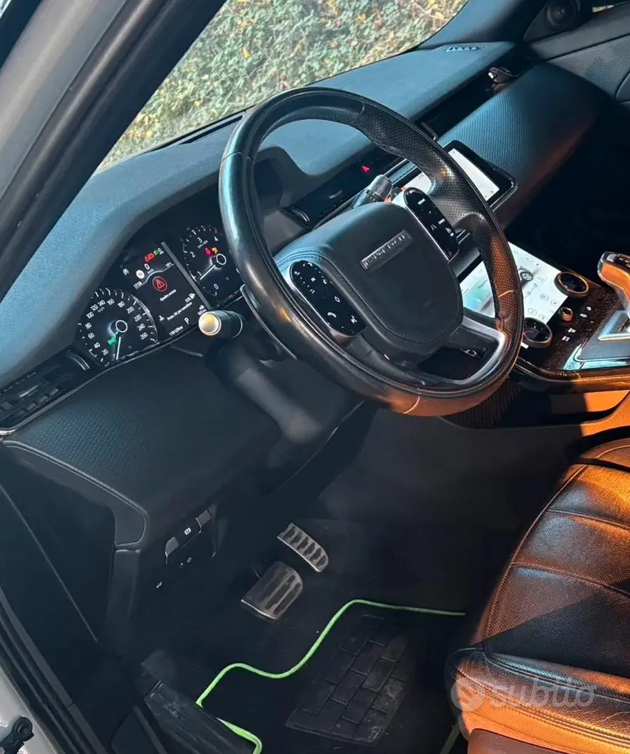 Land Rover Range Rover Evoque 2019 photo 4