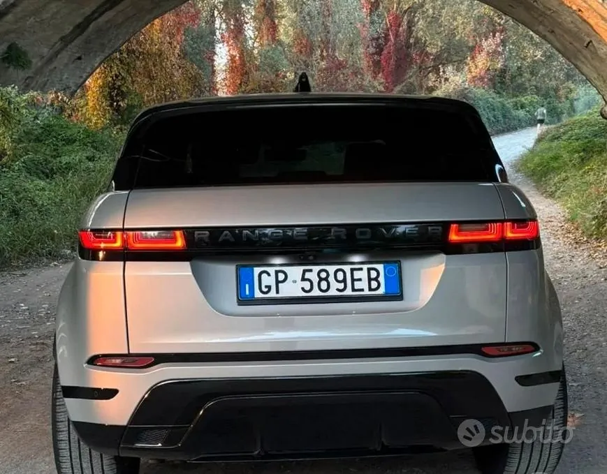 Land Rover Range Rover Evoque 2019 photo 2