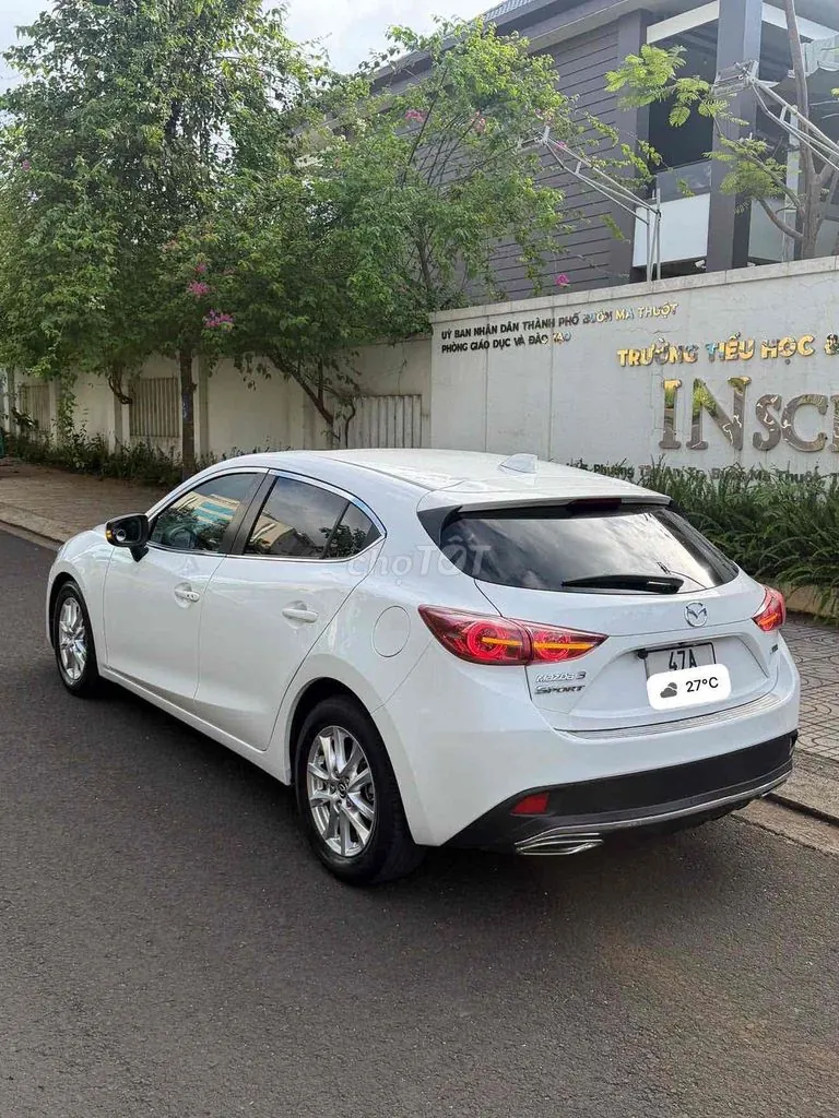 Mazda 3 2016 photo 4