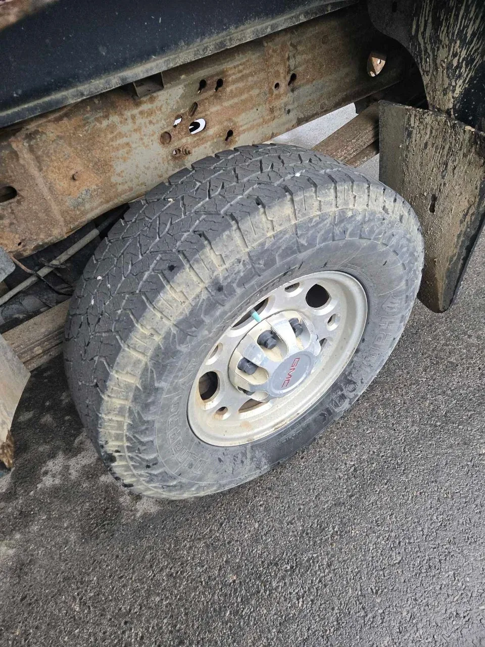 GMC Sierra 2500Hd 2008 photo 3