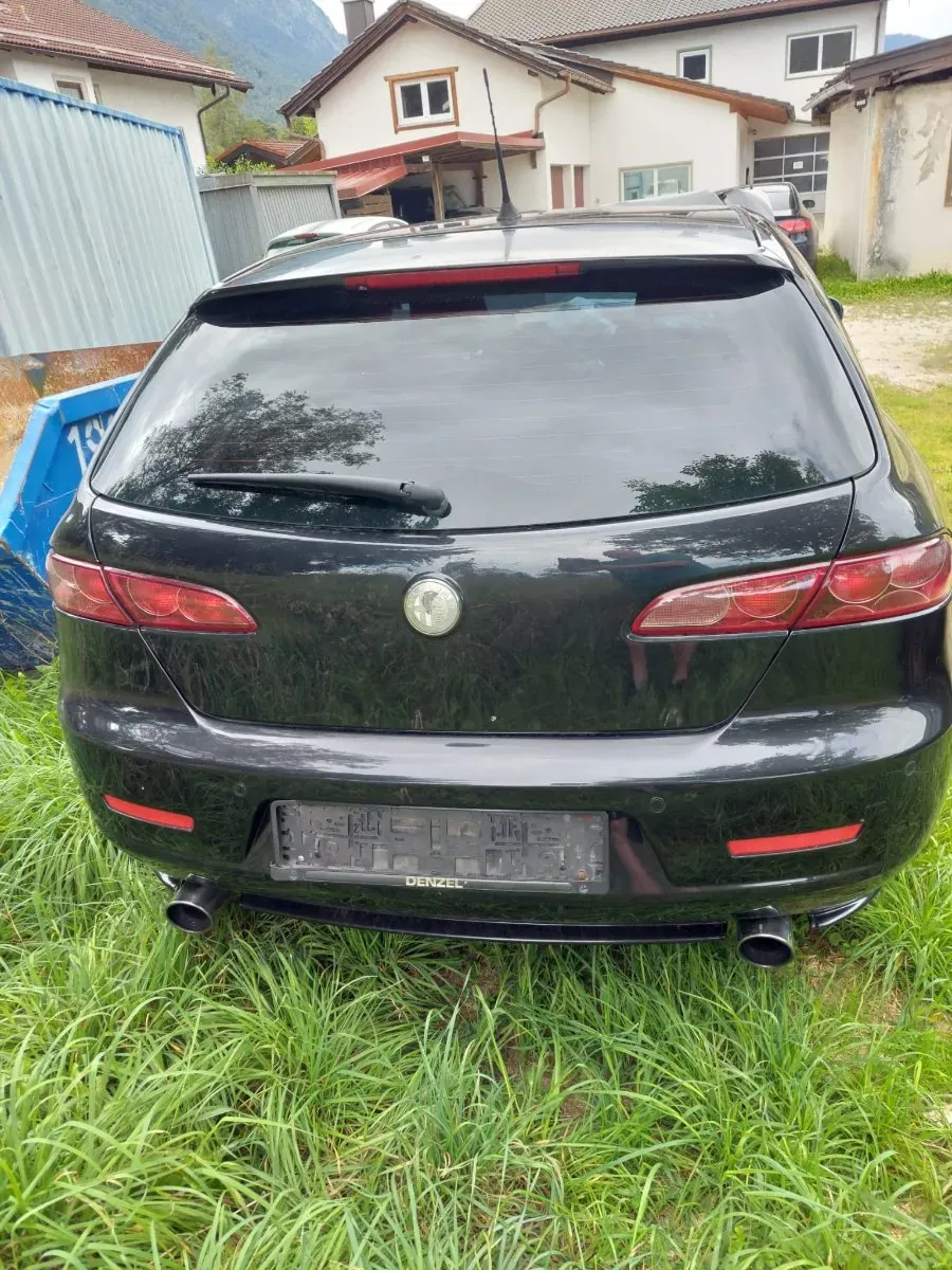 Alfa Romeo 159 2016 photo 2
