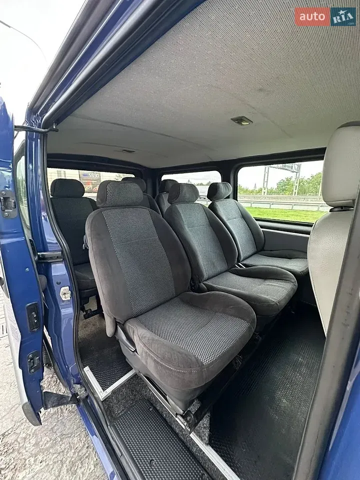 Opel Vivaro 2008 photo 2