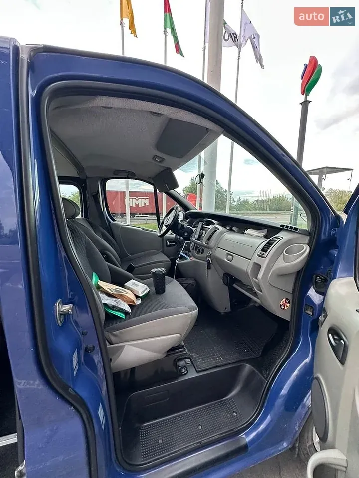 Opel Vivaro 2008 photo 5