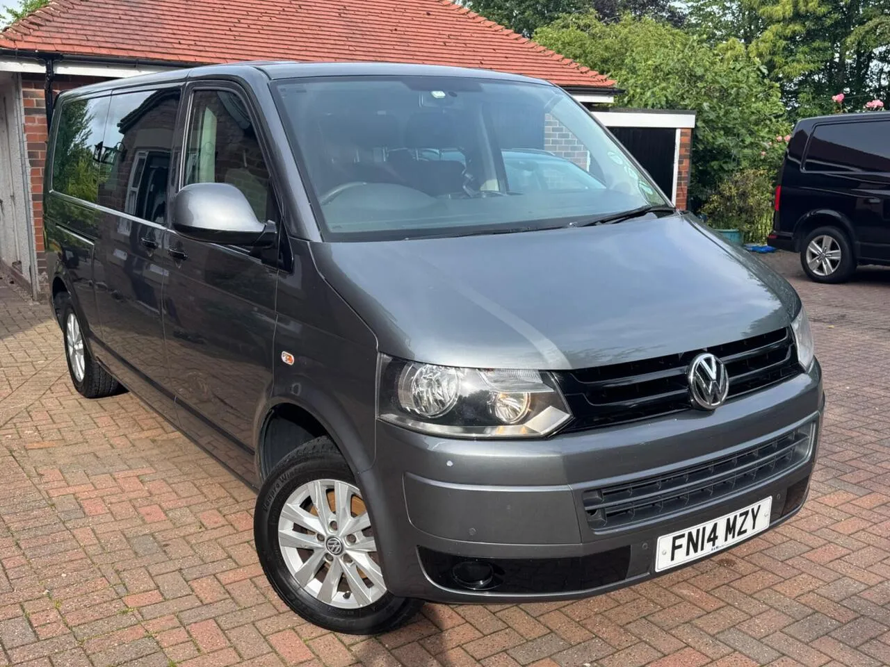 Volkswagen Transporter Shuttle