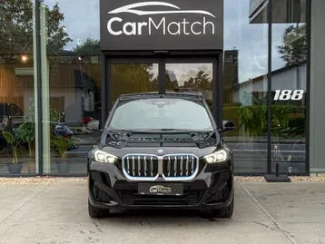 BMW Ix1 2024 photo 2