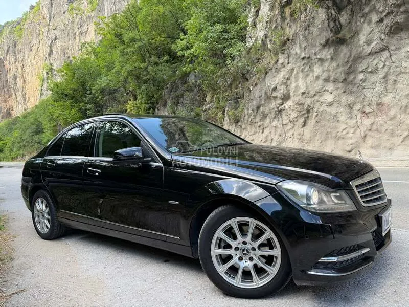 Mercedes-Benz C-Class 2012 photo 2