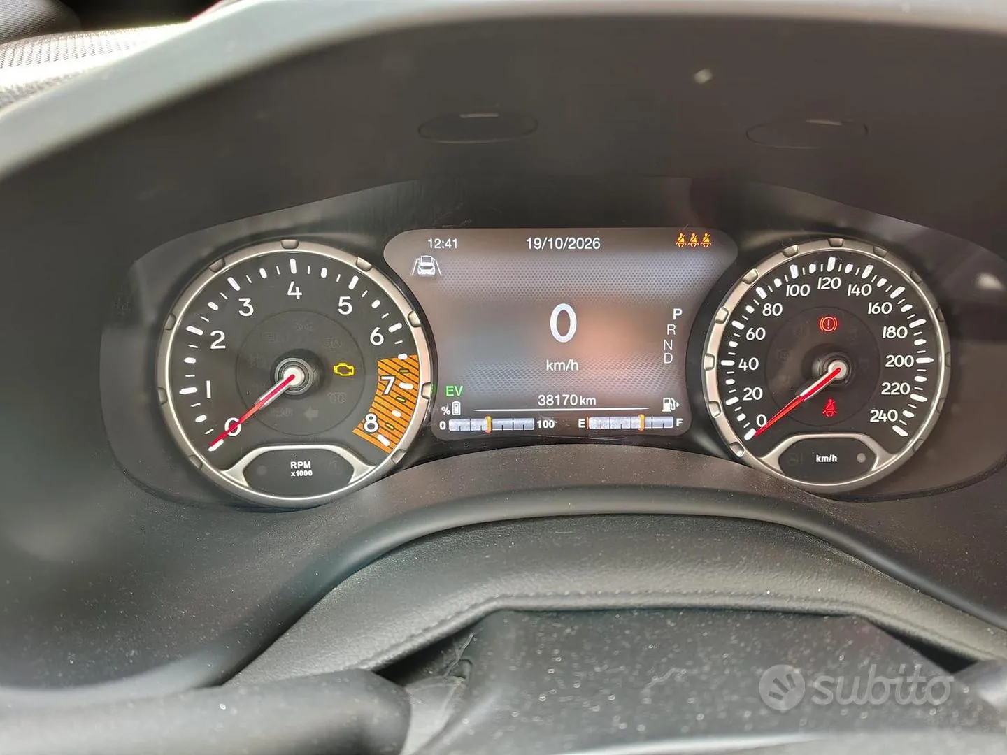 Jeep Renegade 2023 photo 4