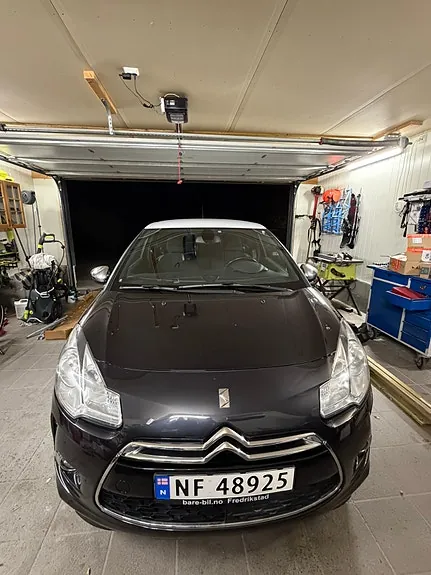 DS Automobiles Ds 3 2011 photo 3