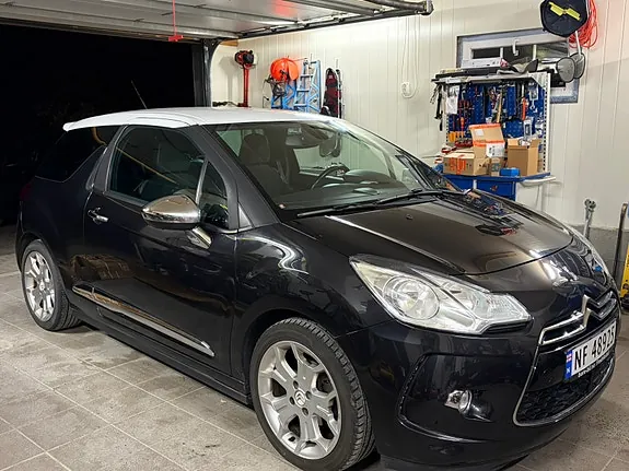 DS Automobiles Ds 3 2011 photo 2