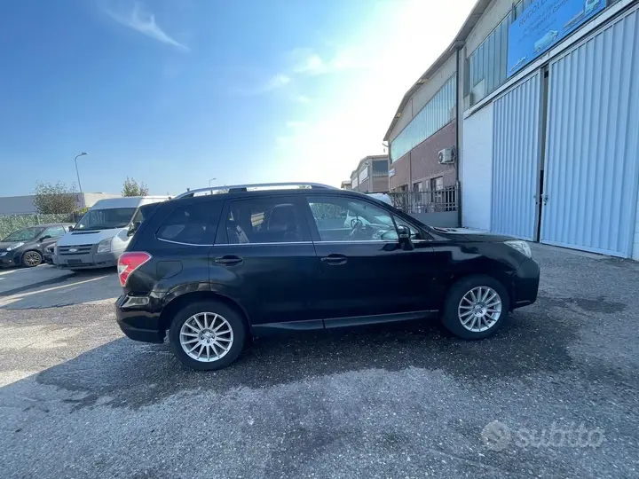 Subaru Forester 2014 photo 3
