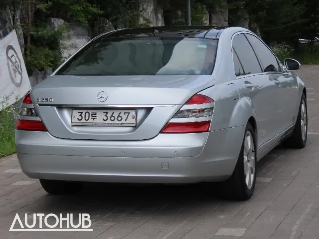 Mercedes-Benz S-Class 2009 photo 3