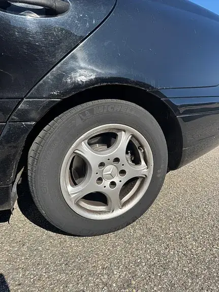 Mercedes-Benz C 200 D 2004 photo 3
