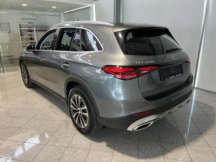 Mercedes-Benz Glc 2023 photo 3