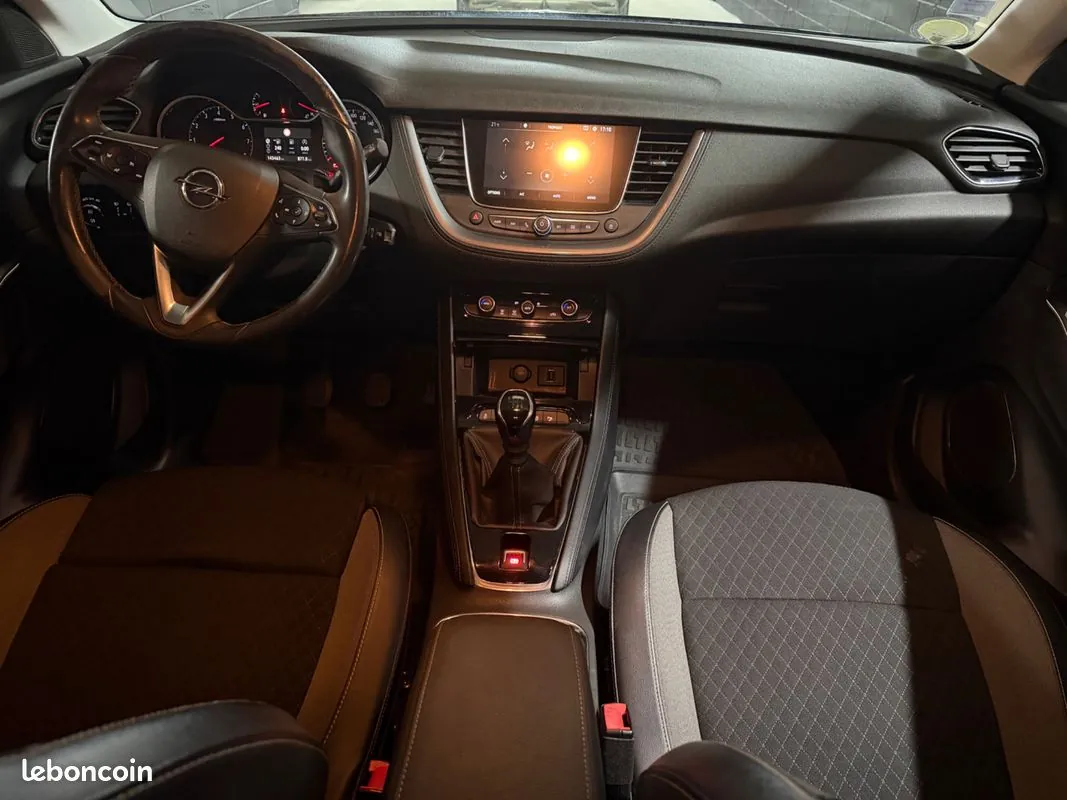 Opel Grandland X 2019 photo 3