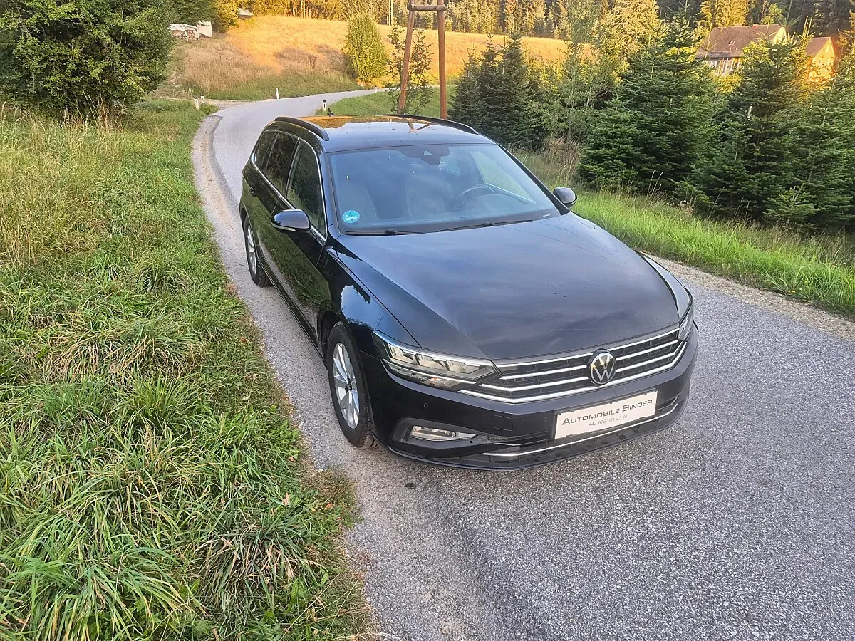 Volkswagen Passat 2024 photo 3