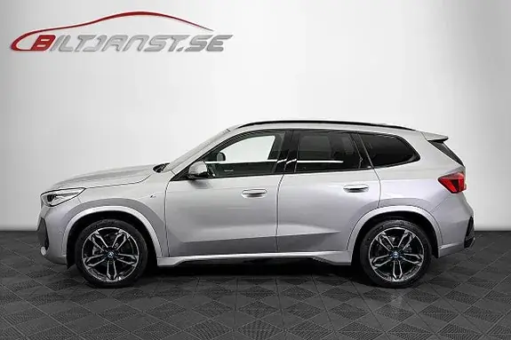 BMW Ix1 2023 photo 3