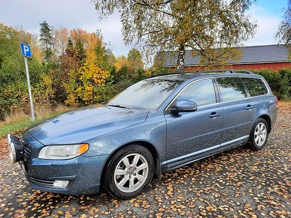 Volvo V70 2014 photo 2