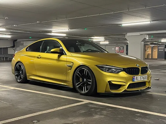 BMW M4 2015 photo 5