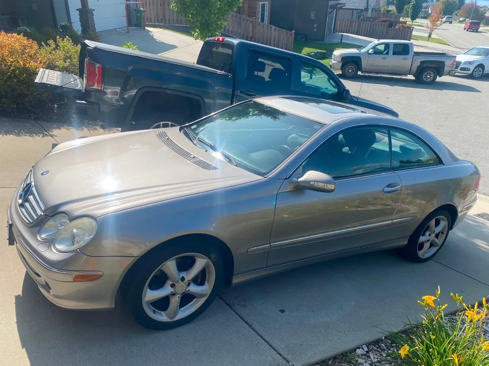 Mercedes-Benz Clk 320 2005 photo 2