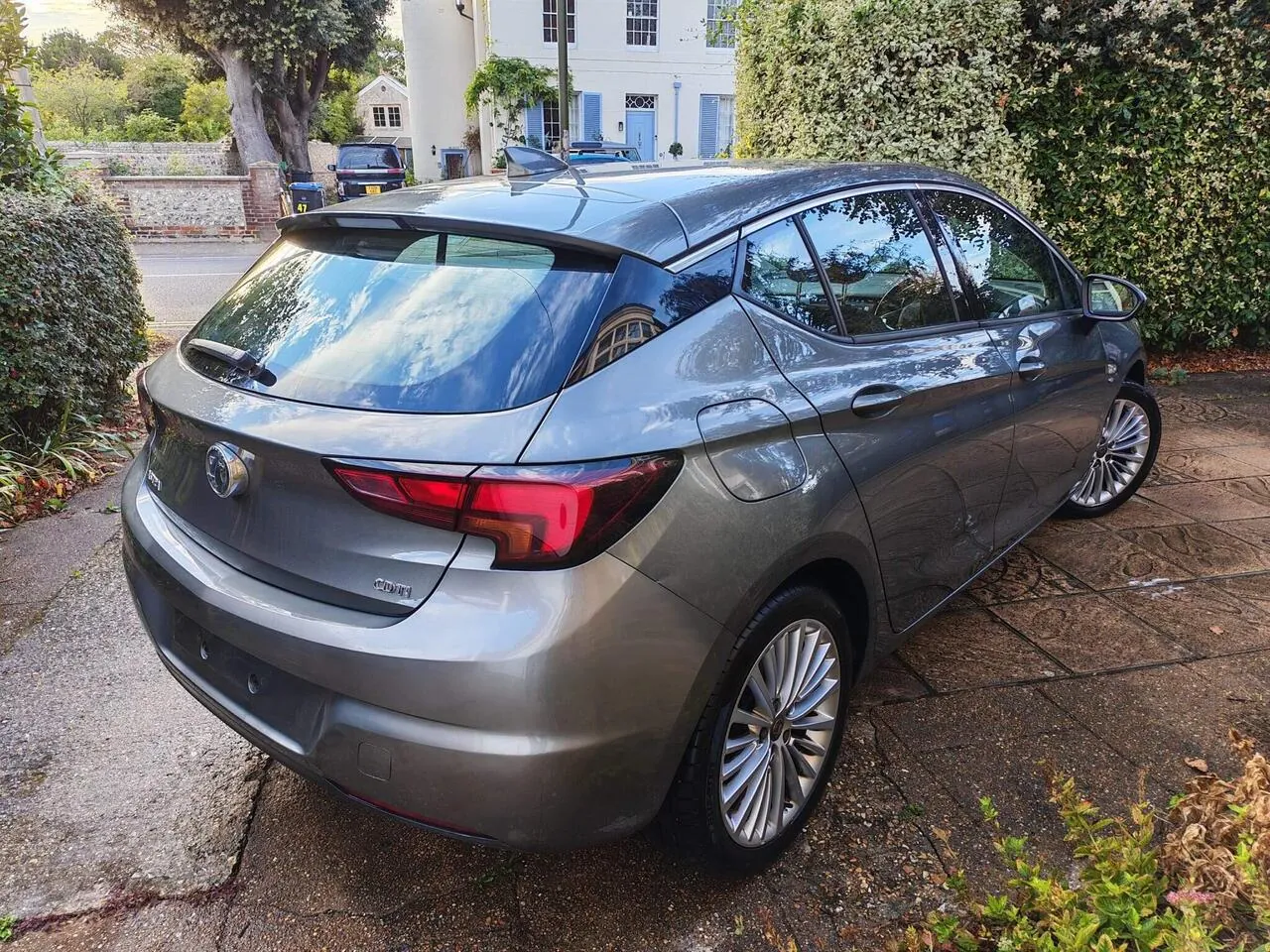 Vauxhall Astra 2017 photo 5