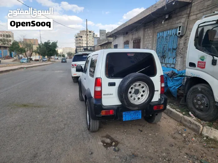Suzuki Jimny 2007 photo 4