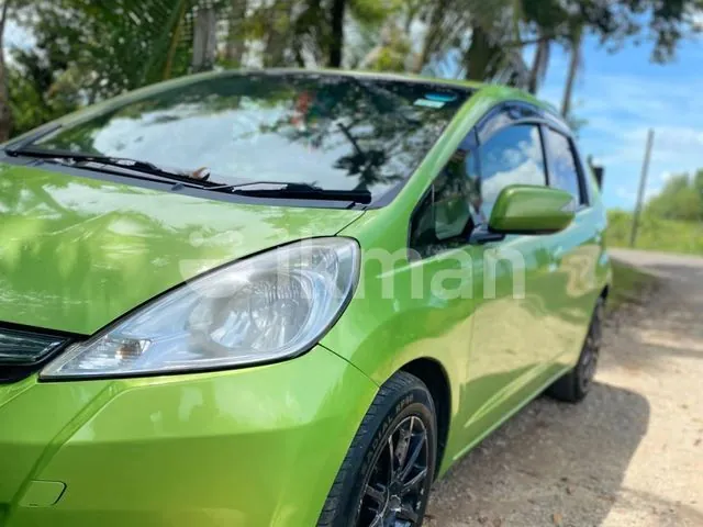 Honda Fit 2010 photo 2