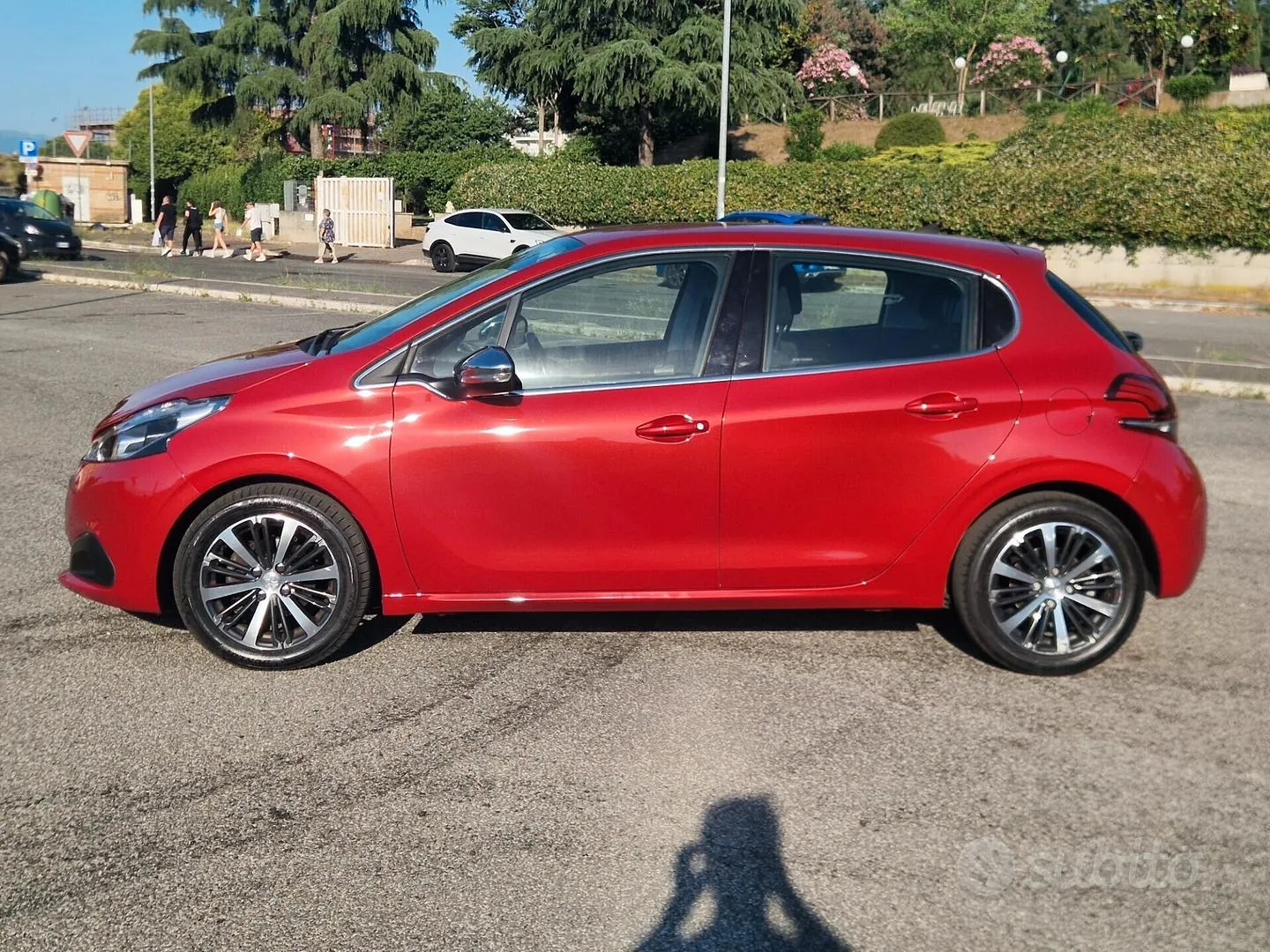 Peugeot 208 2017 photo 4