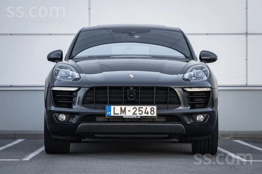 Porsche Macan 2017 photo 2