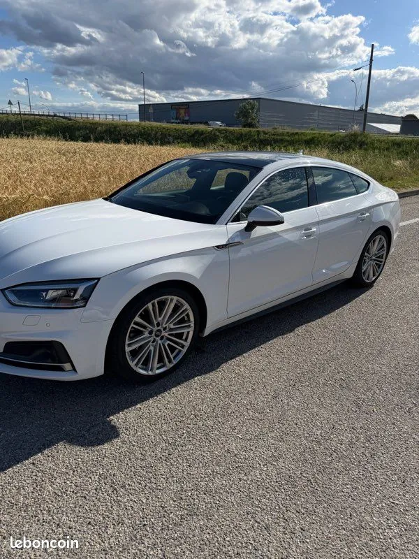 Audi A5 2017 photo 2