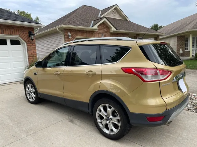 Ford Escape 2015 photo 3