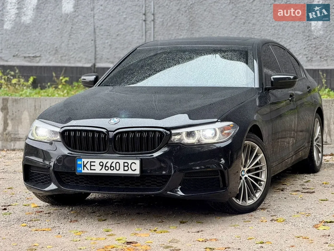 BMW 5 Series 2017 photo 2