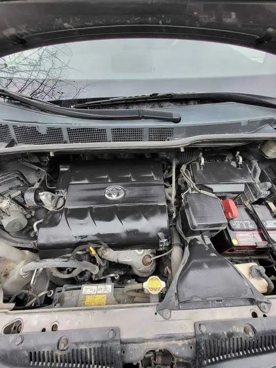 Toyota Sienna 2012 photo 4