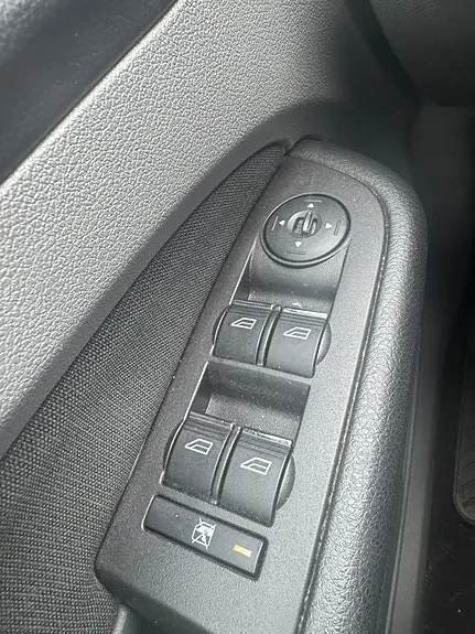 Ford Focus 2010 photo 5
