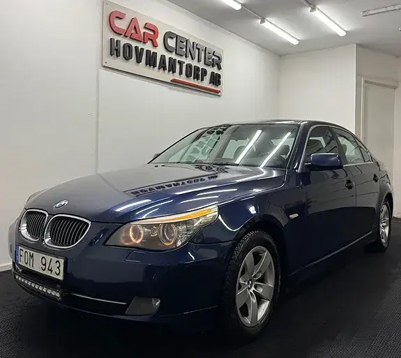 BMW 523I