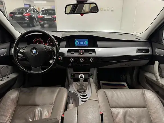 BMW 523I 2007 photo 4